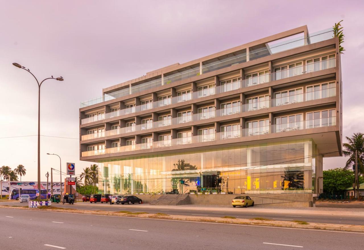 Blue Beach Galle Exterior photo