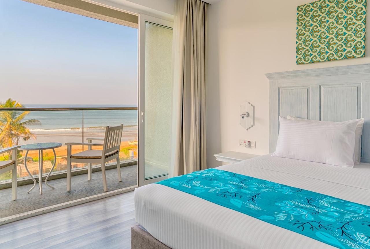 Blue Beach Galle Exterior photo